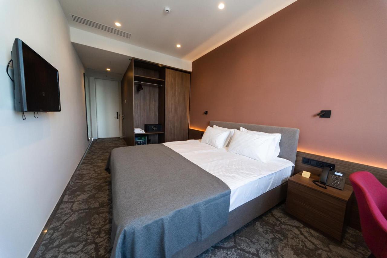 Small Hotel 빈니차 외부 사진